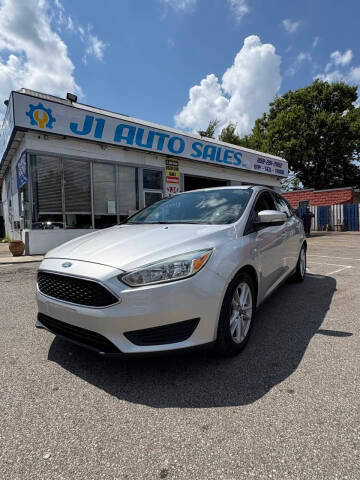 2015 Ford Focus SE FWD photo