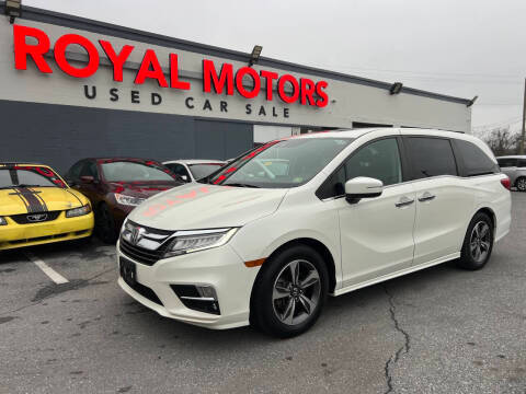 2018 Honda Odyssey Touring FWD photo