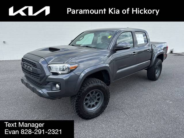 2017 Toyota Tacoma TRD Sport 4WD photo