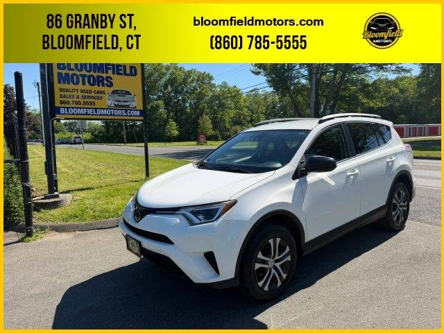 2017 Toyota RAV4 LE AWD photo