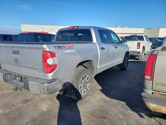 2017 Toyota Tundra SR5 4WD photo