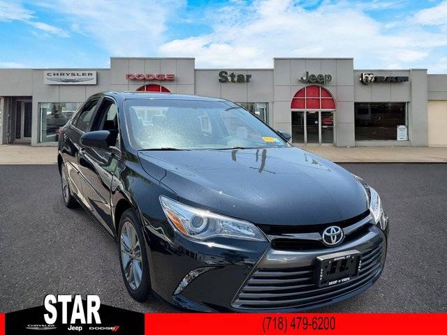 2017 Toyota Camry SE FWD photo