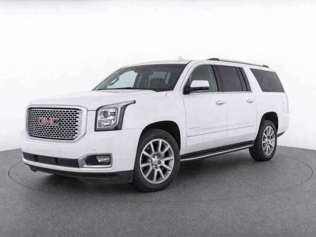 2017 GMC Yukon XL Denali 4WD photo