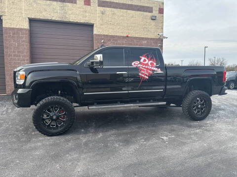 2017 GMC Sierra 2500HD Denali 4WD photo