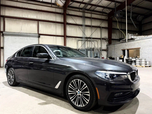 2017 BMW 5 Series 530i RWD photo