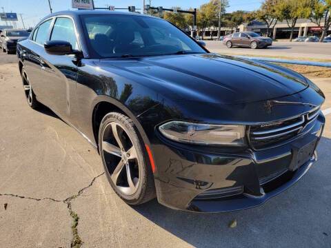 2017 Dodge Charger SE RWD photo