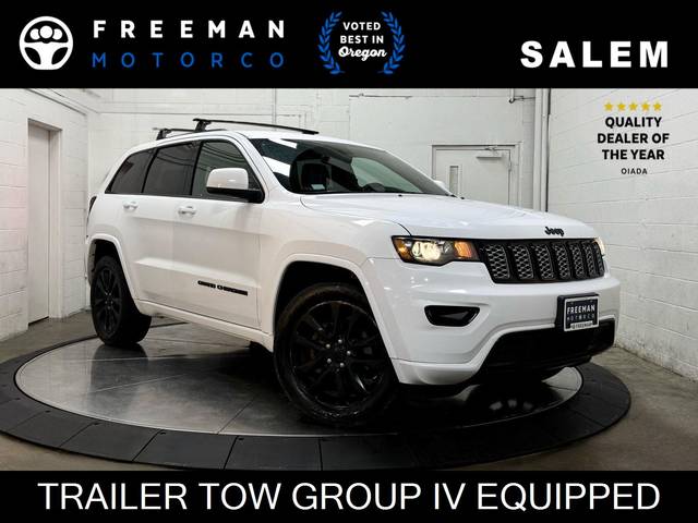 2017 Jeep Grand Cherokee Altitude 4WD photo