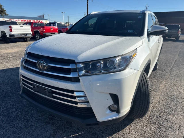 2017 Toyota Highlander Limited FWD photo