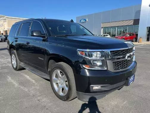 2017 Chevrolet Tahoe LT 4WD photo