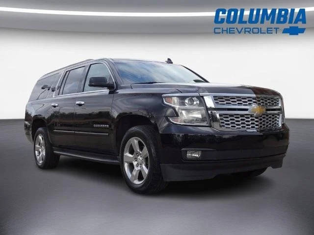 2017 Chevrolet Suburban LT 4WD photo