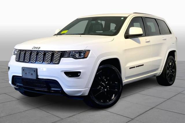 2017 Jeep Grand Cherokee Altitude 4WD photo