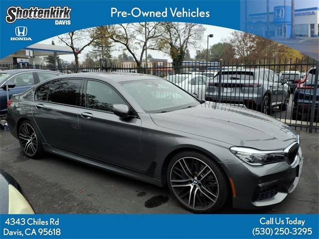 2018 BMW 7 Series 740i RWD photo
