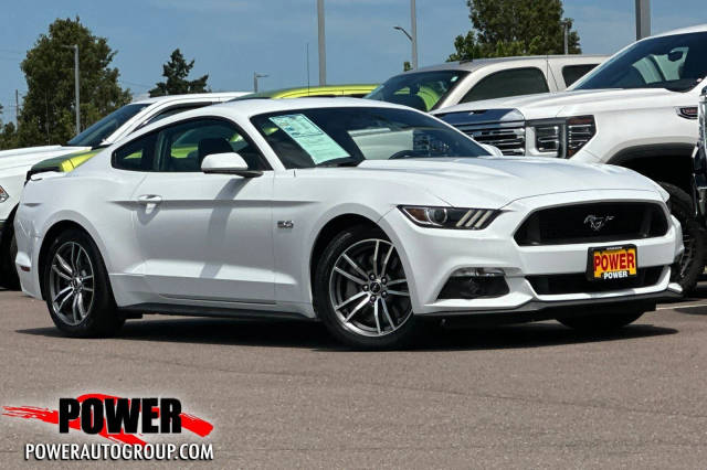 2017 Ford Mustang GT RWD photo