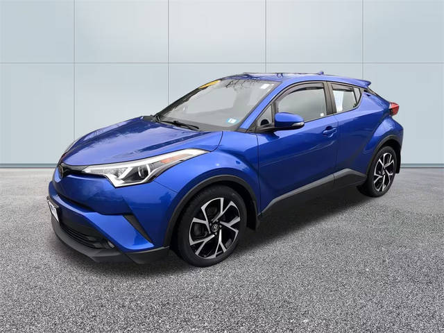 2018 Toyota C-HR XLE Premium FWD photo