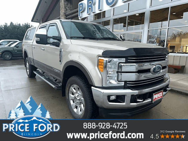 2017 Ford F-350 Super Duty Lariat 4WD photo