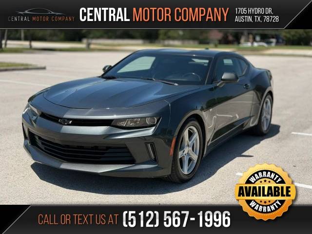 2017 Chevrolet Camaro 1LT RWD photo