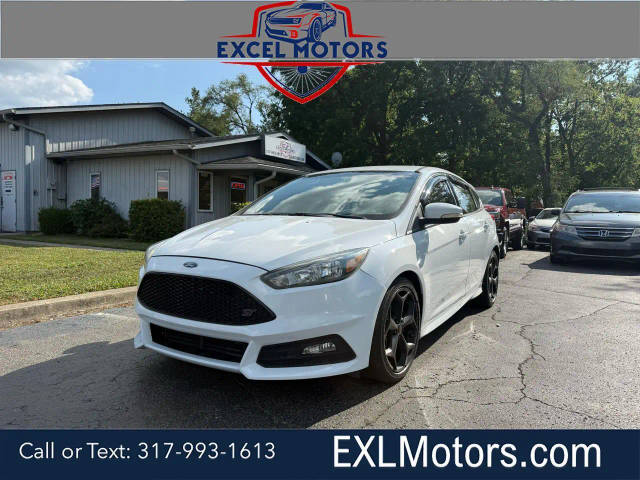 2017 Ford Focus ST FWD photo