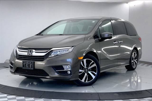 2018 Honda Odyssey Elite FWD photo