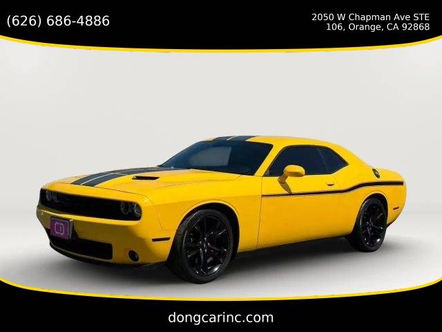 2017 Dodge Challenger R/T RWD photo