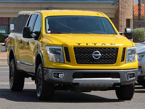 2017 Nissan Titan XD PRO-4X 4WD photo
