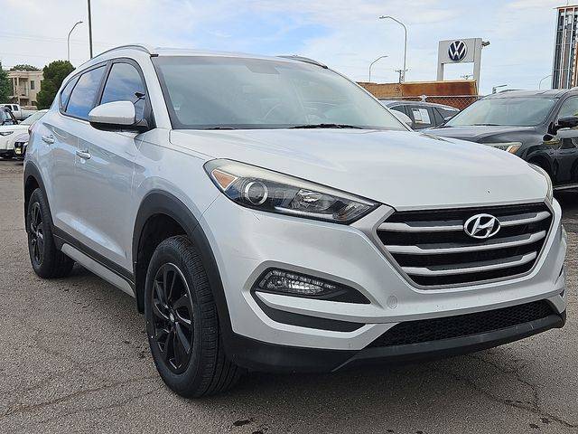 2017 Hyundai Tucson SE FWD photo