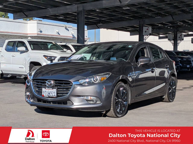 2017 Mazda 3 Grand Touring FWD photo