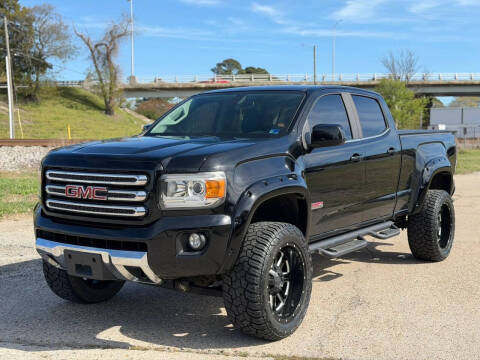 2017 GMC Canyon 4WD SLE 4WD photo