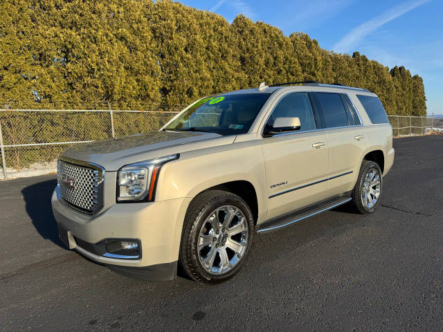 2017 GMC Yukon Denali 4WD photo