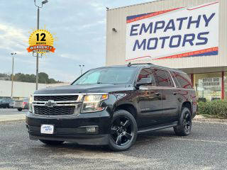 2017 Chevrolet Suburban LT 4WD photo