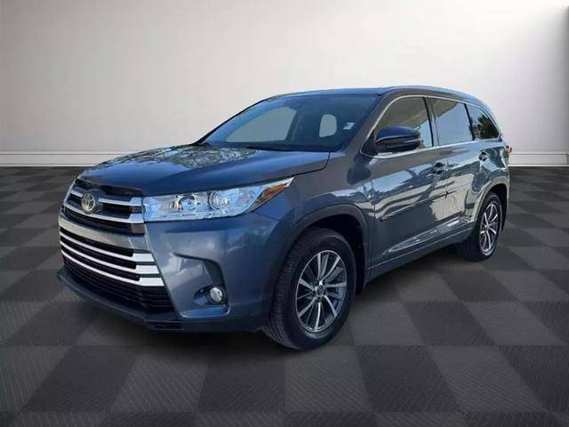 2017 Toyota Highlander XLE AWD photo