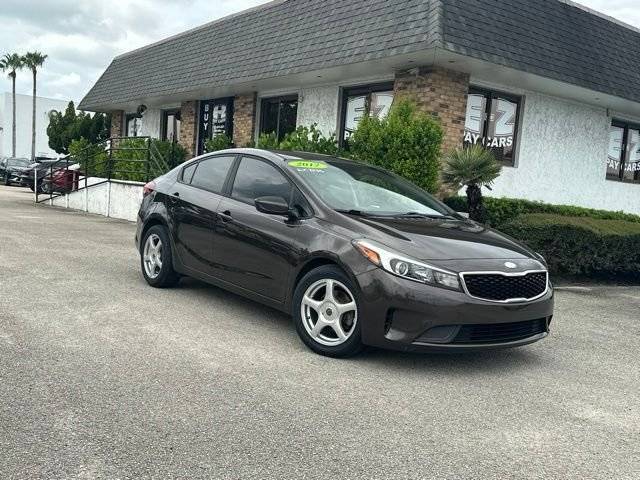 2017 Kia Forte LX FWD photo
