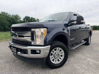 2017 Ford F-250 Super Duty XLT 4WD photo