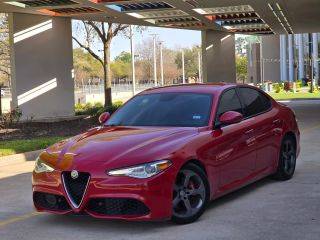 2017 Alfa Romeo Giulia  RWD photo