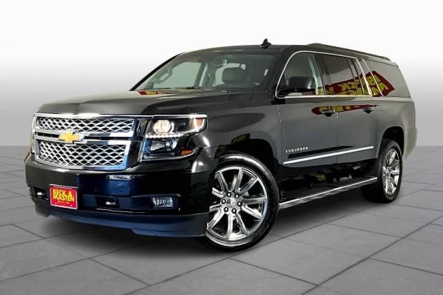 2017 Chevrolet Suburban LT RWD photo