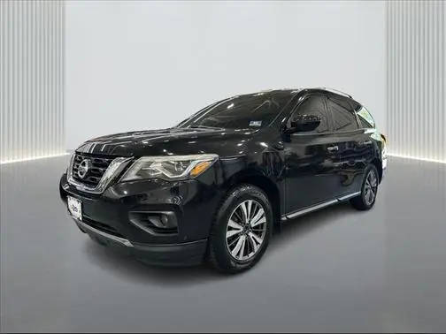 2017 Nissan Pathfinder SV 4WD photo