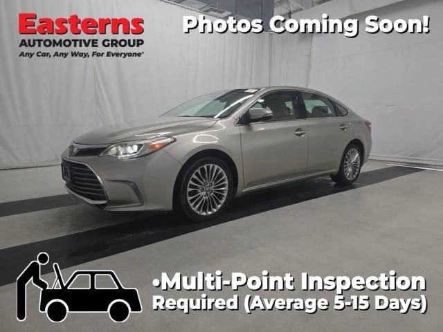2017 Toyota Avalon Limited FWD photo
