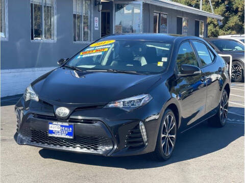 2017 Toyota Corolla SE FWD photo