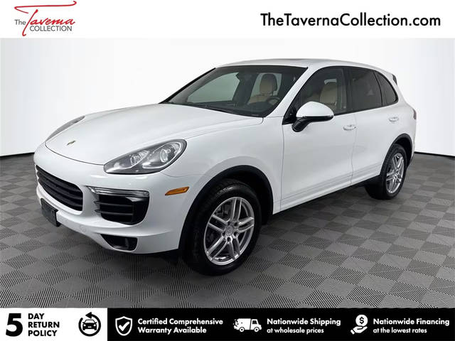 2017 Porsche Cayenne  AWD photo