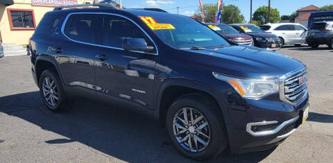 2017 GMC Acadia SLT FWD photo