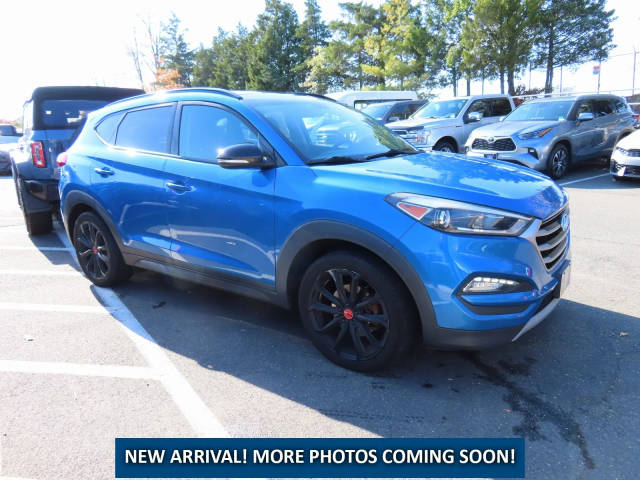 2017 Hyundai Tucson Night AWD photo