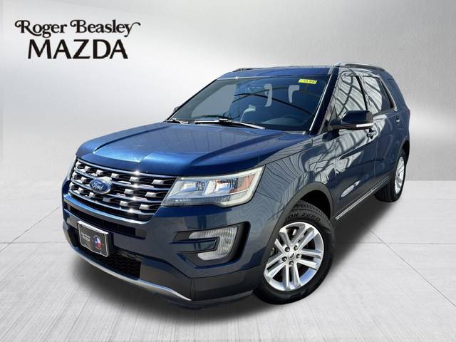 2017 Ford Explorer XLT FWD photo