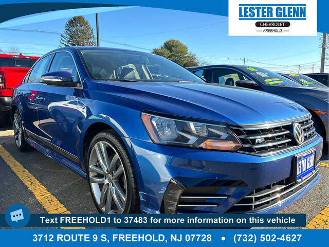 2017 Volkswagen Passat R-Line w/Comfort Pkg FWD photo