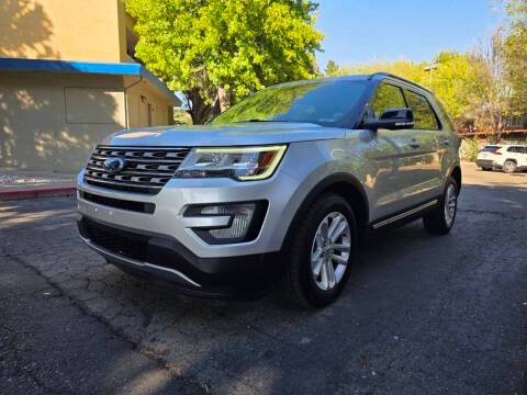 2017 Ford Explorer XLT FWD photo