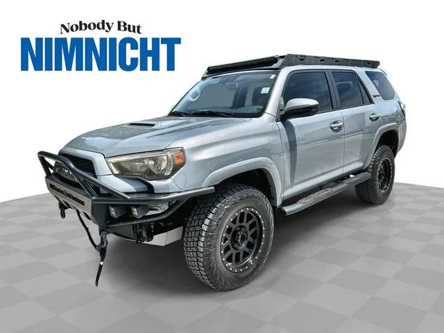 2017 Toyota 4Runner TRD Pro 4WD photo