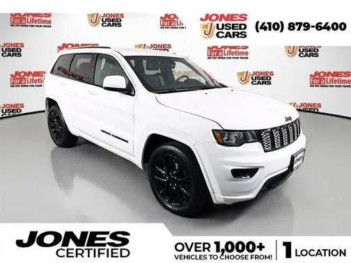 2017 Jeep Grand Cherokee Altitude 4WD photo