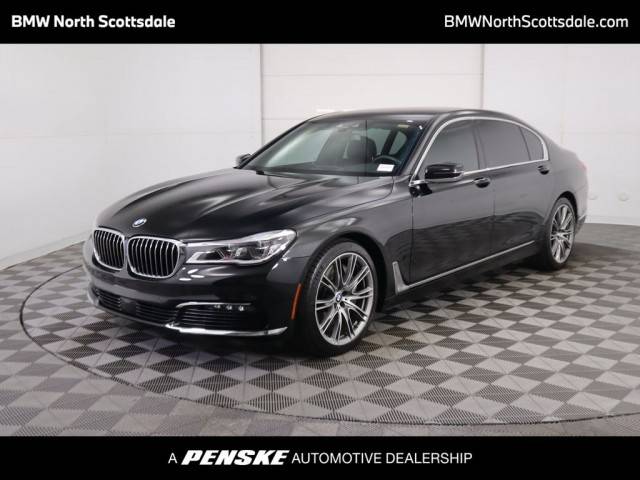 2018 BMW 7 Series 750i RWD photo