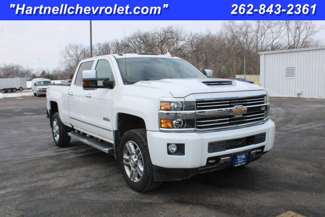 2017 Chevrolet Silverado 2500HD High Country 4WD photo
