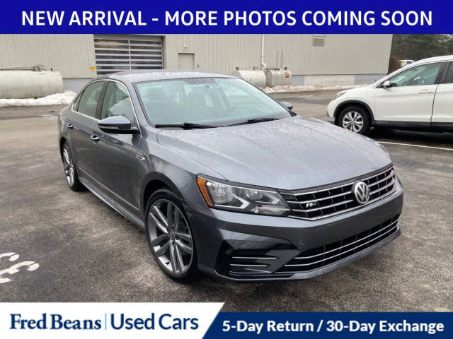 2017 Volkswagen Passat R-Line w/Comfort Pkg FWD photo