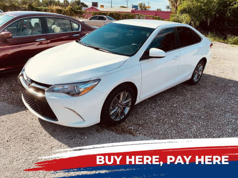 2017 Toyota Camry SE FWD photo