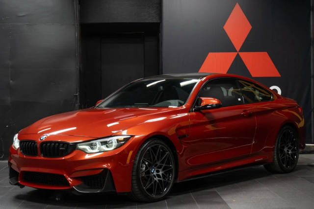 2018 BMW M4 RWD photo